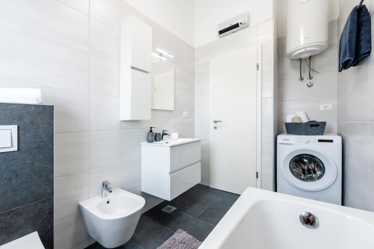 Apartments E&M Пула Екстериор снимка